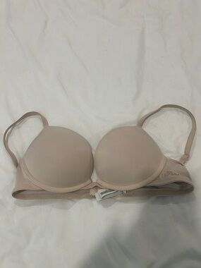 PINK Victoria's Secret Light Beige T-Shirt Bra